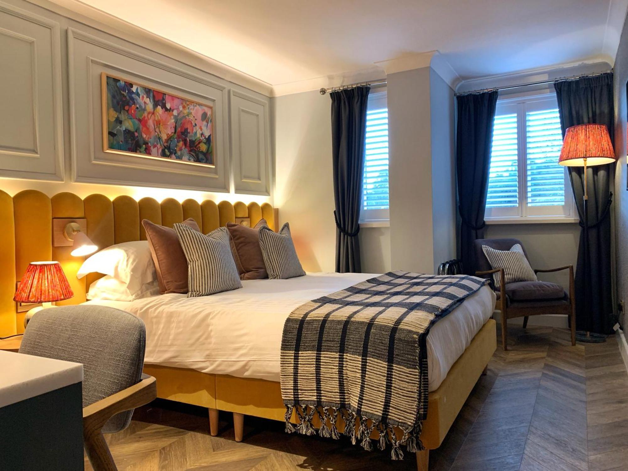 Double Room,1516379914:JPEG